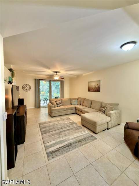 517 Robin Hood Cir 101, Naples FL - photo 18 of 29