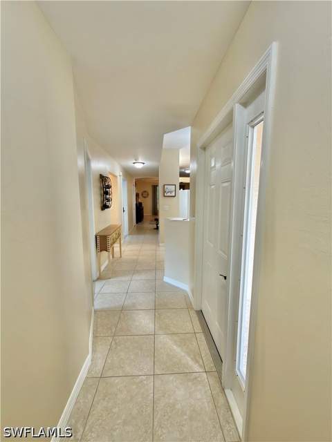 517 Robin Hood Cir 101, Naples FL - photo 8 of 29