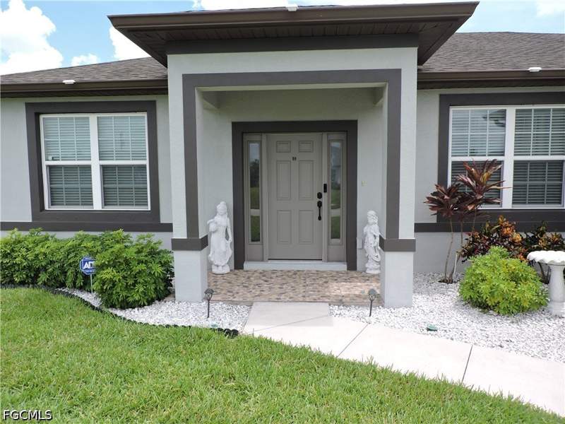 3 bedroom SingleFamilyResidence at 204 NW 11th St, Cape Coral, Cape Coral — photo 2