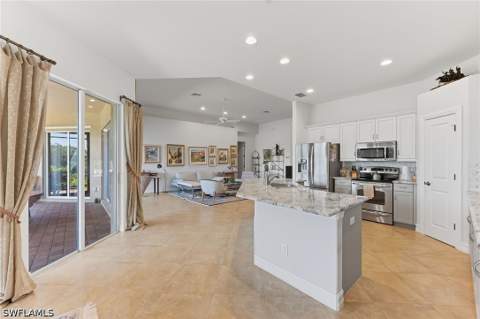 6168 Dogleg Dr, Naples FL - photo 15 of 46
