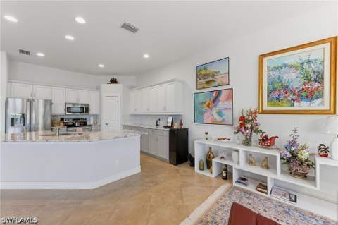 6168 Dogleg Dr, Naples FL - photo 16 of 46