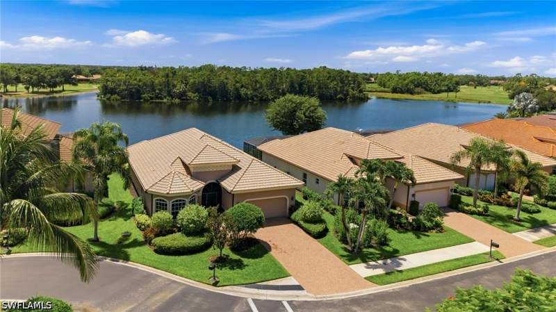 3 bedroom SingleFamilyResidence at 6168 Dogleg Dr, Prestwick Place, Naples — photo 3