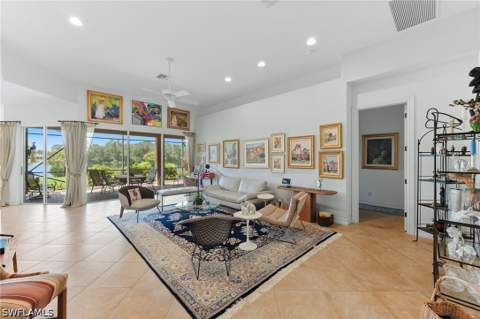 6168 Dogleg Dr, Naples FL - photo 6 of 46