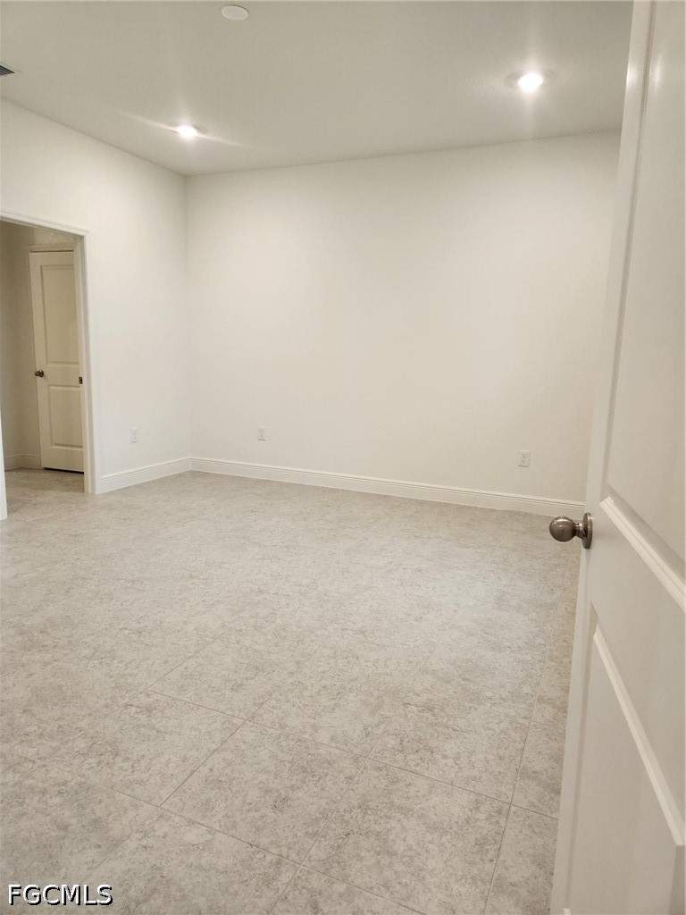 3 bedroom SingleFamilyResidence at 3514 42nd St SW, Lehigh Acres, Lehigh Acres — photo 4