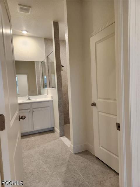 3514 42nd St SW, Lehigh Acres FL - photo 8 of 11