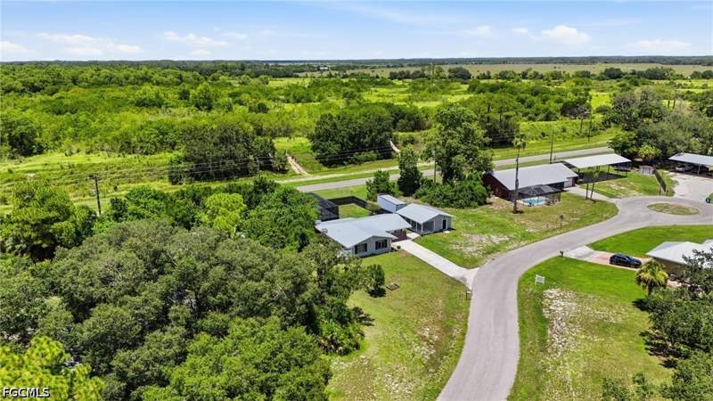 4 bedroom SingleFamilyResidence at 865 Quail Run, Old Fort Denaud, Labelle — photo 5