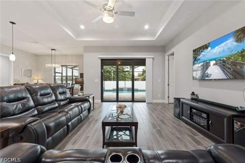1110 NE 7th Pl, Cape Coral FL - photo 10 of 44