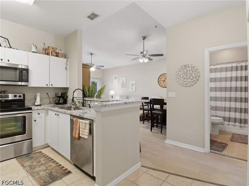 3 bedroom Condominium at 15360 Bellamar Cir 3524, Bellamar, Fort Myers — photo 3