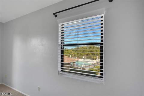 8474 Charter Club Cir 13, Fort Myers FL - photo 20 of 32