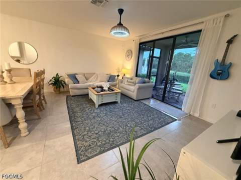 1425 Weeping Willow CT, Cape Coral FL - photo 11 of 45