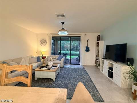 1425 Weeping Willow CT, Cape Coral FL - photo 12 of 45