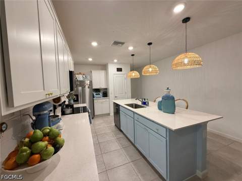 1425 Weeping Willow CT, Cape Coral FL - photo 18 of 45