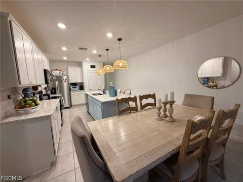 1425 Weeping Willow CT, Cape Coral FL - photo 19 of 45