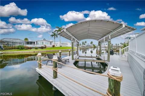 17591 Bryan Ct, Fort Myers Beach FL - photo 14 of 40