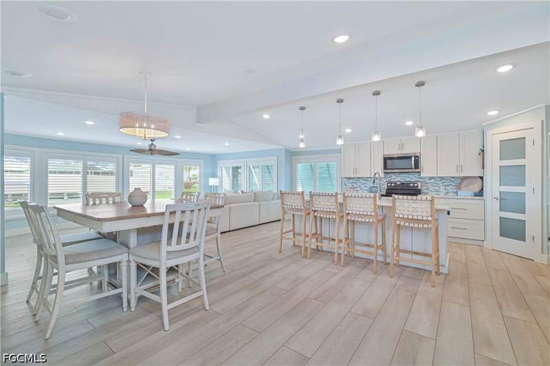 2 bedroom ManufacturedHome at 17591 Bryan Ct, Bayside Estates, Fort Myers Beach — photo 3