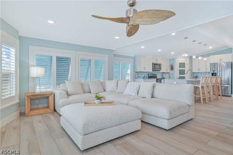 17591 Bryan Ct, Fort Myers Beach FL - photo 6 of 40