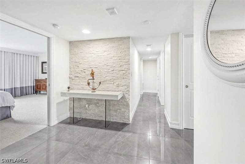 3 bedroom Condominium at 2381 Gulf Shore Blvd N 503, Admiralty Point, Naples — photo 3
