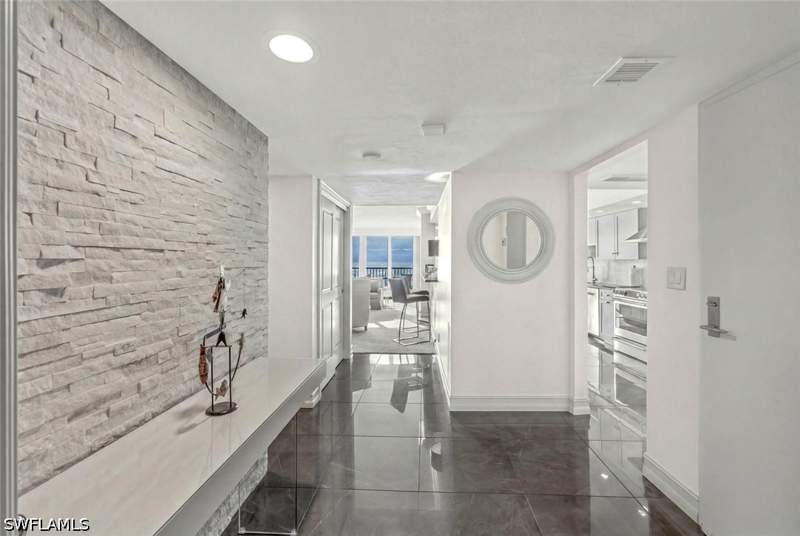 3 bedroom Condominium at 2381 Gulf Shore Blvd N 503, Admiralty Point, Naples — photo 4