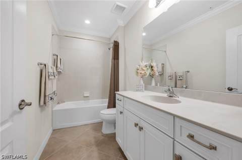 6959 Avalon Cir 1702, Naples FL - photo 12 of 24