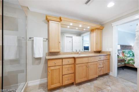 551 Beachwalk Cir, Naples FL - photo 22 of 50