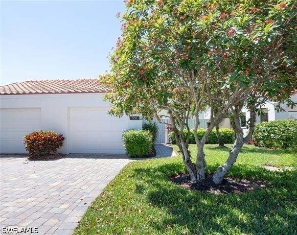 2 bedroom Attached at 551 Beachwalk Cir, Beachwalk Gardens, Naples — photo 3