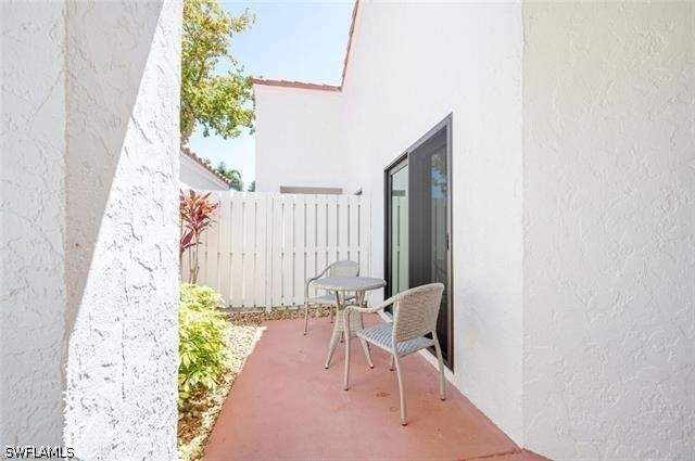 2 bedroom Attached at 551 Beachwalk Cir, Beachwalk Gardens, Naples — photo 5