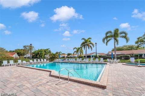 551 Beachwalk Cir, Naples FL - photo 9 of 50