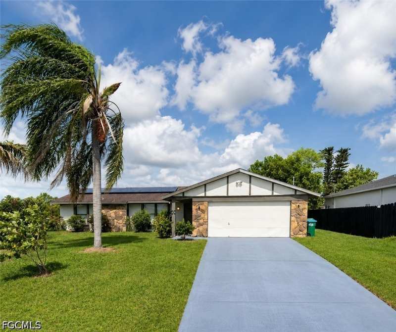 3 bedroom SingleFamilyResidence at 1409 NW 7th Pl, Cape Coral, Cape Coral — photo 1