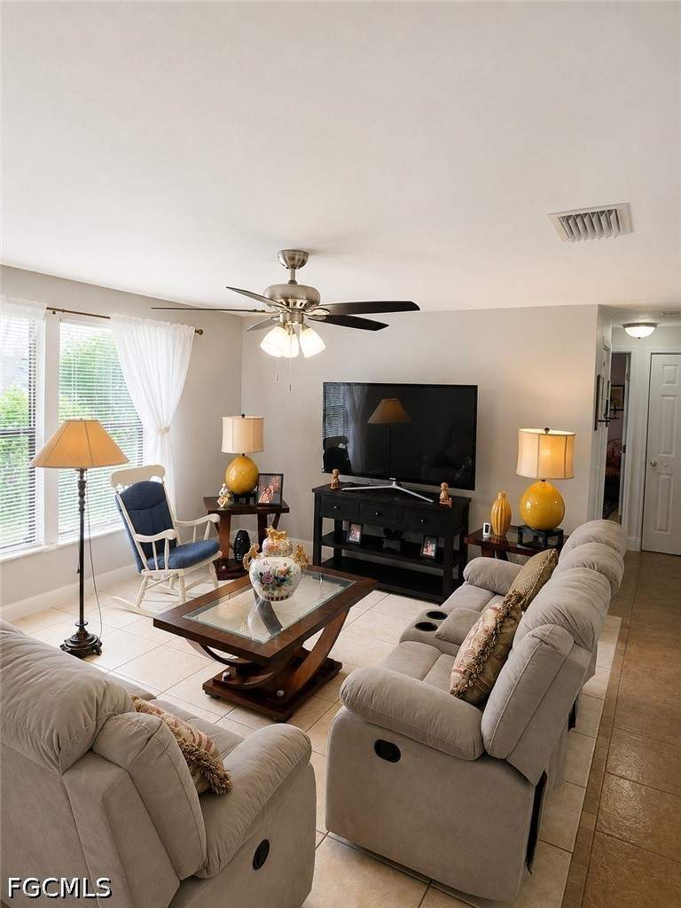 3 bedroom SingleFamilyResidence at 1409 NW 7th Pl, Cape Coral, Cape Coral — photo 3