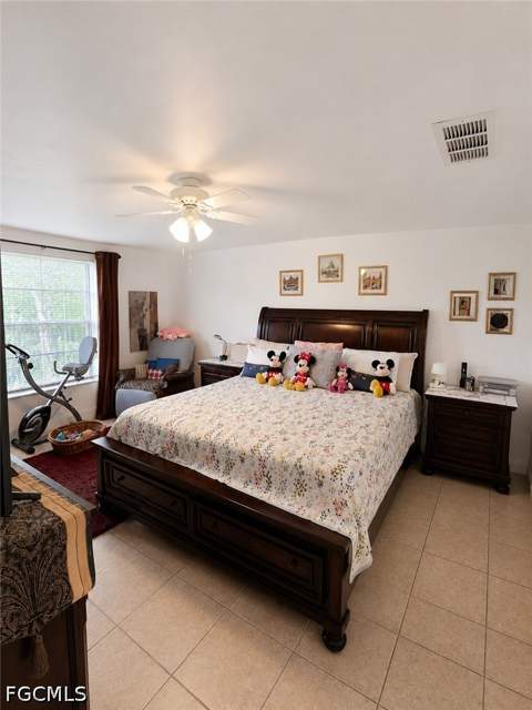 1409 NW 7th Pl, Cape Coral FL - photo 8 of 23