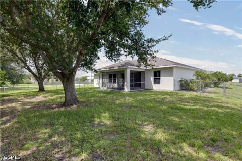 459 NE 3rd Ave, Cape Coral FL - photo 19 of 29