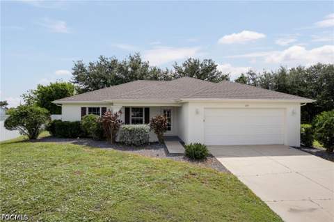459 NE 3rd Ave, Cape Coral FL - photo 23 of 29