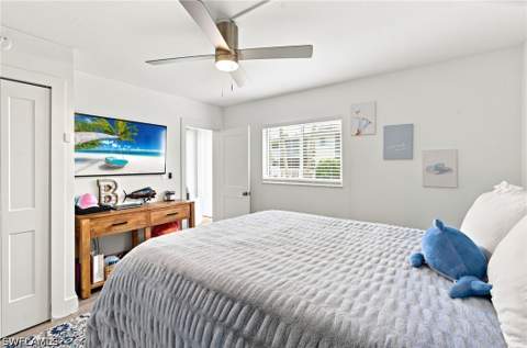 1417 Chesapeake Ave 106, Naples FL - photo 12 of 34