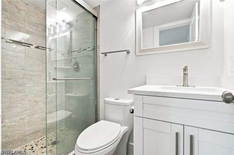 1417 Chesapeake Ave 106, Naples FL - photo 17 of 34