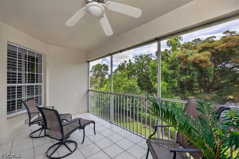 2 bedroom Condominium at 15161 Royal Windsor Ln 2601, Avalon Bay, Fort Myers — photo 4
