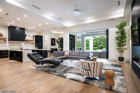 728 Carica Rd, Naples FL - photo 7 of 50