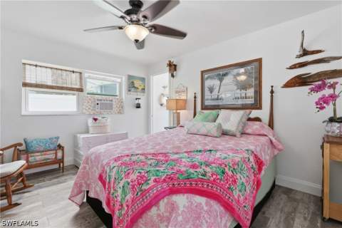 1447 Shadowlawn Dr, Naples FL - photo 12 of 30