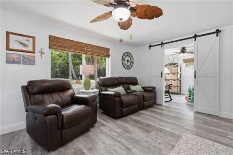 1447 Shadowlawn Dr, Naples FL - photo 8 of 30