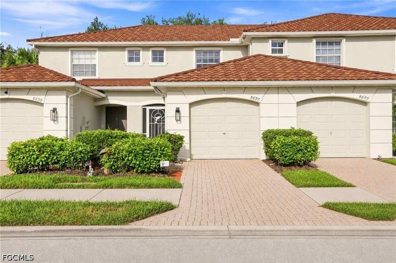 2 bedroom Townhouse at 8697 Athena Ct, Olympia Pointe, Lehigh Acres — photo 1