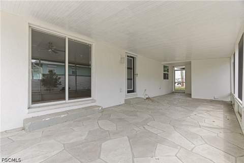 455 Donora Blvd, Fort Myers Beach FL - photo 17 of 33
