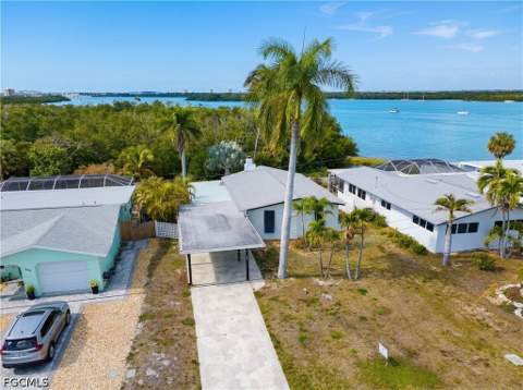 455 Donora Blvd, Fort Myers Beach FL - photo 23 of 33