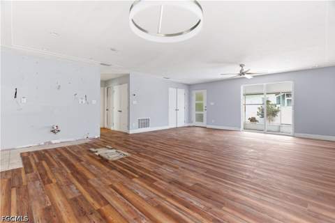 455 Donora Blvd, Fort Myers Beach FL - photo 7 of 33