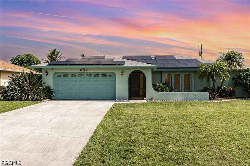 3 bedroom SingleFamilyResidence at 1725 SE 11th Ter, Cape Coral, Cape Coral — photo 1