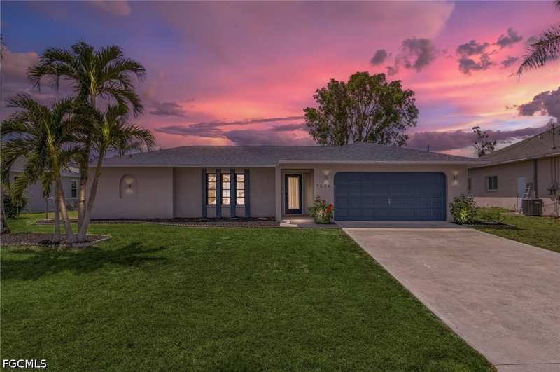 3 bedroom SingleFamilyResidence at 1424 SW 49th St, Cape Coral, Cape Coral — photo 1