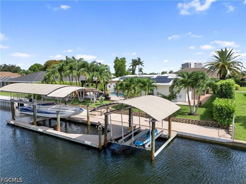 4 bedroom SingleFamilyResidence at 980 Bal Isle Dr, Town And River, Fort Myers — photo 3