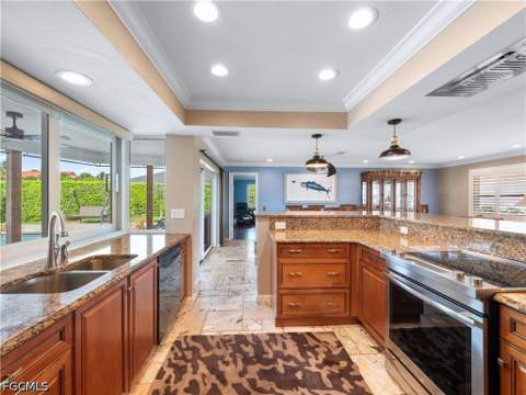 980 Bal Isle Dr, Fort Myers FL - photo 9 of 44