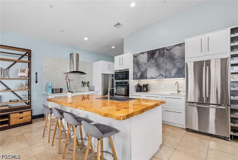 4 bedroom SingleFamilyResidence at 4490 Oyster Shell Dr, North Captiva Dunes, Upper Captiva — photo 5