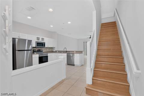 15995 Caldera Ln, Naples FL - photo 8 of 39