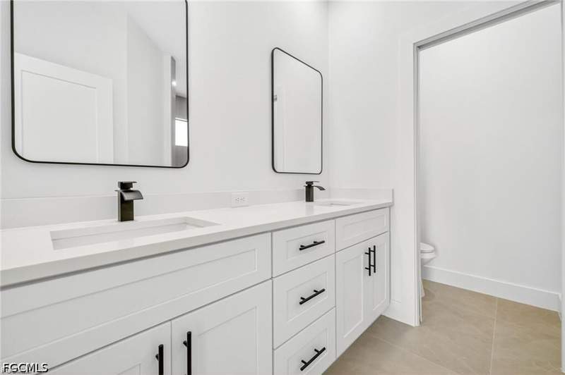 3 bedroom SingleFamilyResidence at 333 Pinehurst Ave, Lehigh Acres, Lehigh Acres — photo 5