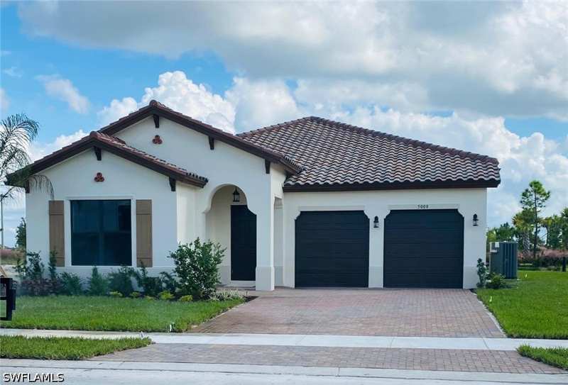 4 bedroom SingleFamilyResidence at 5008 Corrado Ave, Maple Ridge, Immokalee — photo 1